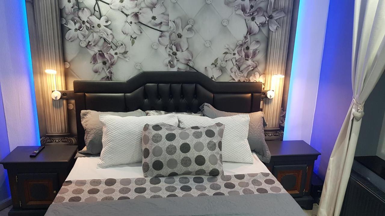 Le Petit Luxembourg Appartement Montignies-sur-Sambre Buitenkant foto