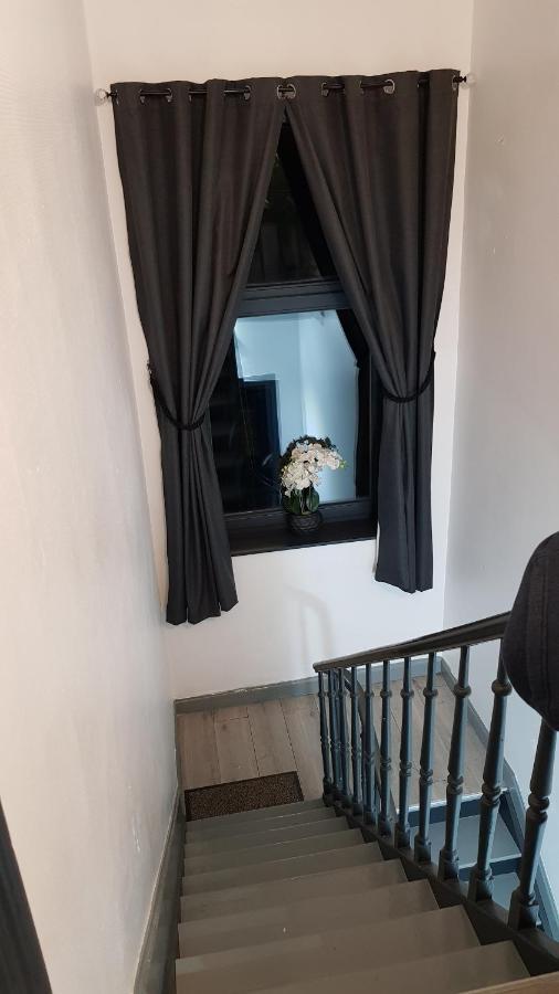 Le Petit Luxembourg Appartement Montignies-sur-Sambre Buitenkant foto