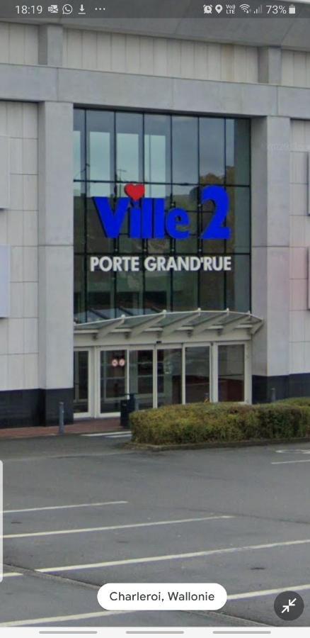 Le Petit Luxembourg Appartement Montignies-sur-Sambre Buitenkant foto