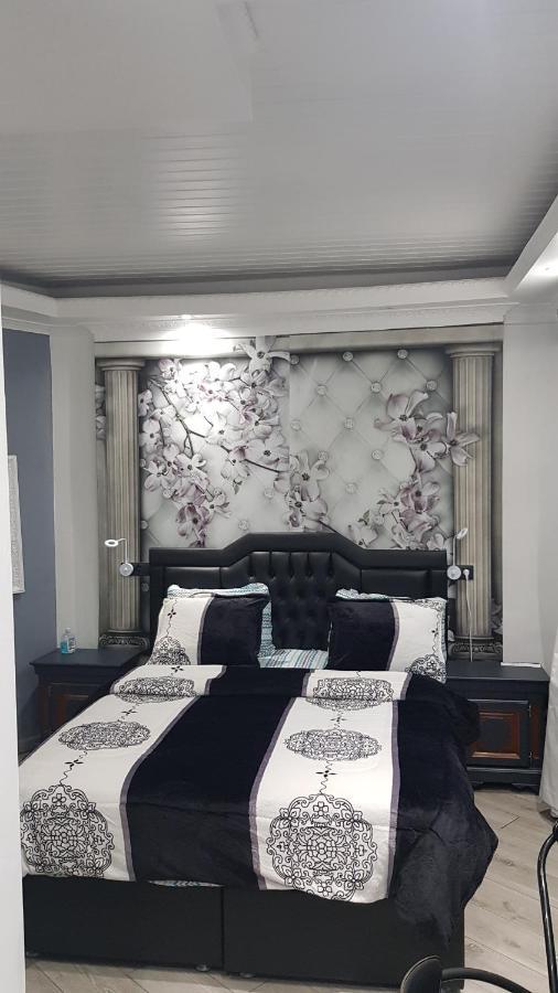 Le Petit Luxembourg Appartement Montignies-sur-Sambre Buitenkant foto