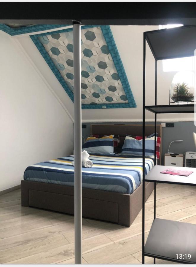 Le Petit Luxembourg Appartement Montignies-sur-Sambre Buitenkant foto